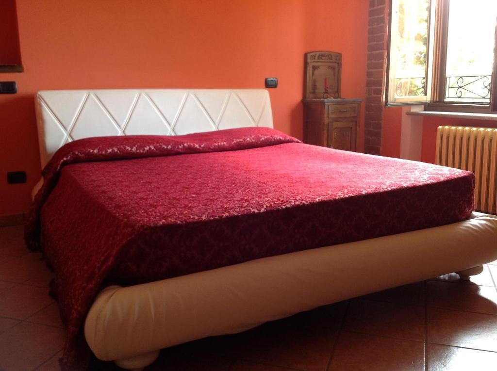 Agriturismo Tre Tigli Asti Værelse billede