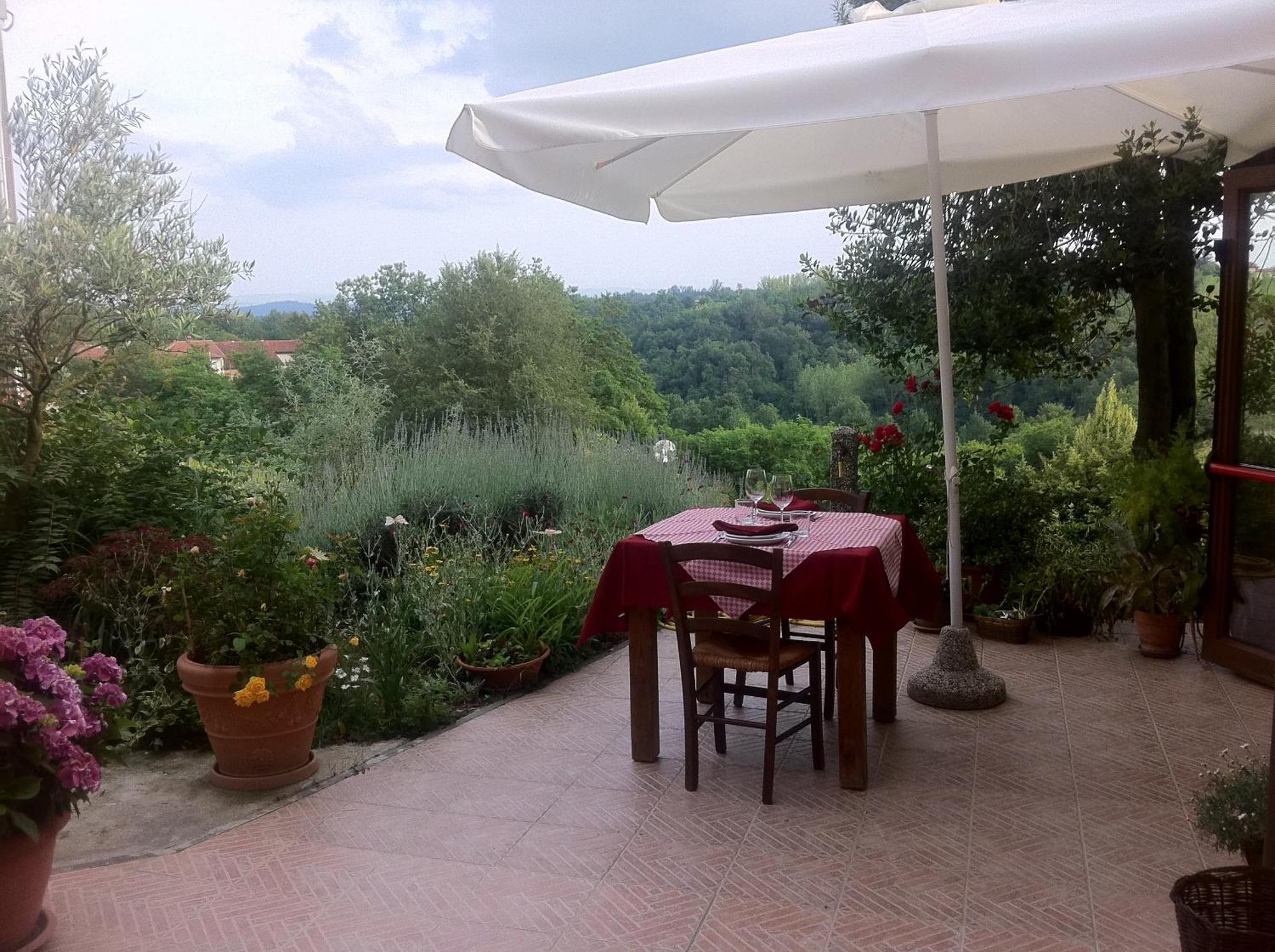 Agriturismo Tre Tigli Asti Eksteriør billede